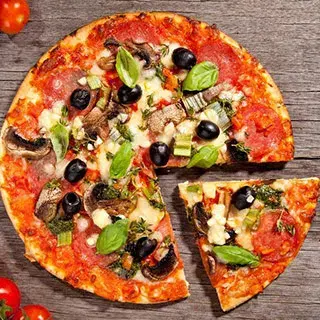 Deep dish specialty pizza in Edgemont, Calgary